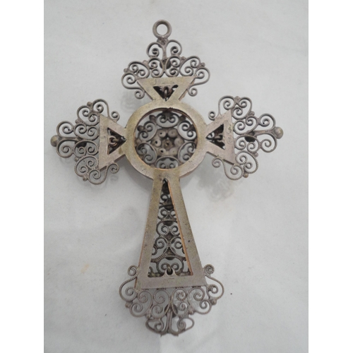 219 - Decorative jewellery to include a turquoise-set cross pendant, pair of turquoise torpedo earrings an... 