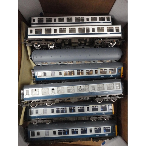 22 - Quantity of 00 gauge model railway coaches, locomotive and other parts, rolling stock, tankers etc.