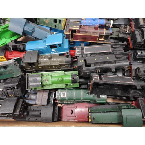 25 - Two cartons containing 00 gauge locomotives and rolling stock parts.