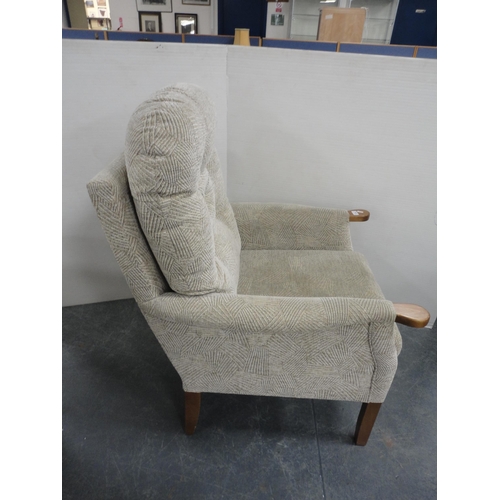 285 - Four-piece fabric upholstered cottage-style lounge suite comprising a settee, pair of armchairs and ... 