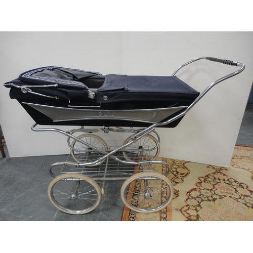 304 - Silver Cross pram.