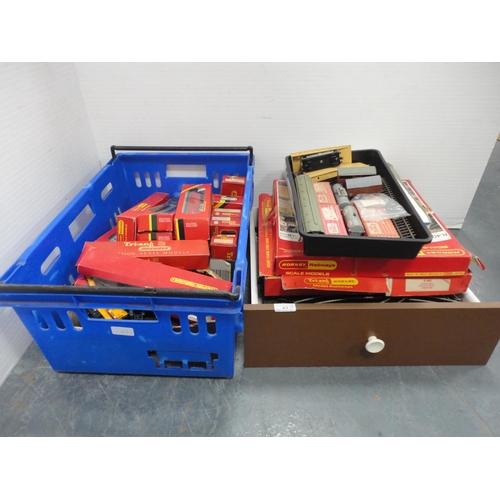 43 - Quantity of 00 gauge model railway accessories to include boxed R.408U electric turntable, R.408 tur... 