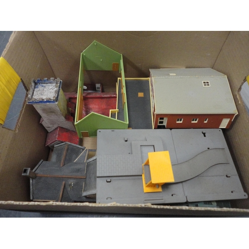 45 - Two cartons containing Lima 0 gauge shunter, buildings, Airfix kits, parts, jigsaws etc.