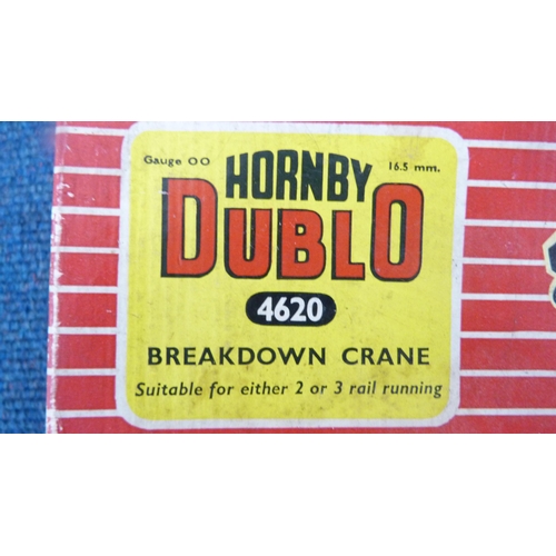 7 - Hornby Dublo 00 gauge no. 4620 breakdown crane and a Hornby Dublo 00 gauge 32310-6-0 diesel electric... 