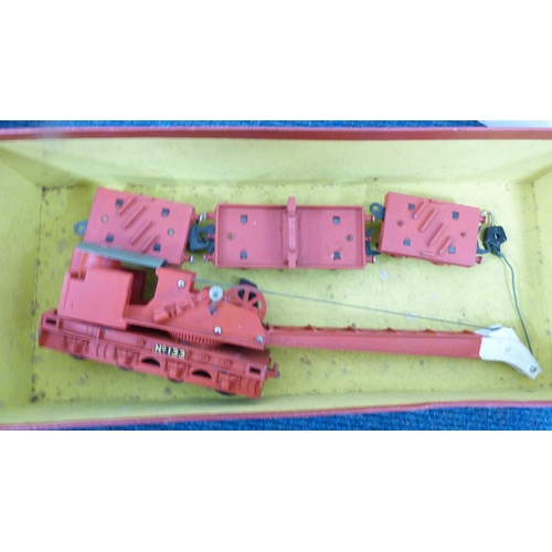 7 - Hornby Dublo 00 gauge no. 4620 breakdown crane and a Hornby Dublo 00 gauge 32310-6-0 diesel electric... 