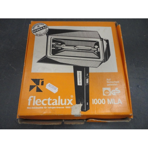 78 - Hanimex SR8600 8mm sound movie projector, fitted box, Flectalux 1000MLA floodlight, and an Elmo Supe... 