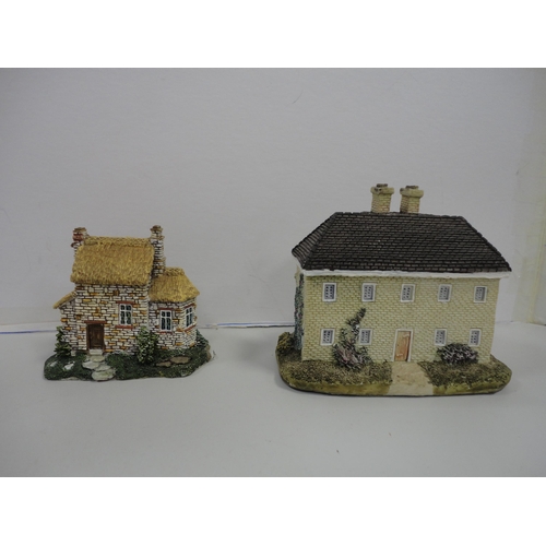 82 - Group of Lilliput Lane, Academy and other house models.  (9)