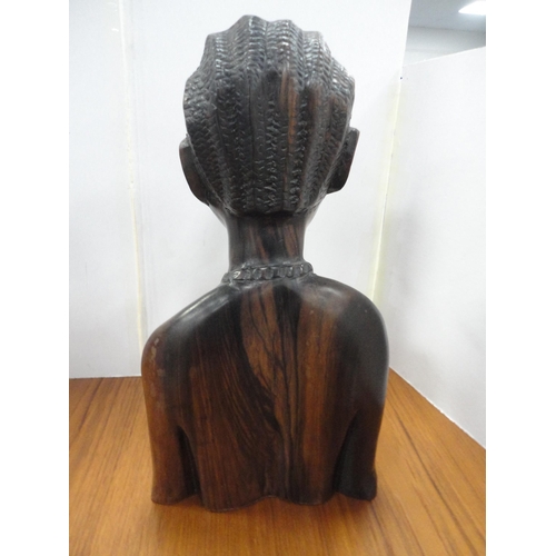 98 - Pair of African hardwood busts, possibly Nigerian origin.