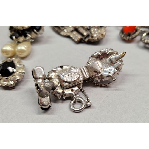 235 - 19th and 20th C vintage jewellery to include silver, enamelled, gem set, mid century style rings one... 