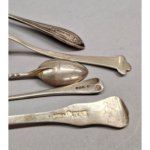 251 - Matching set of twelve silver spoons hallmarked Glasgow 1846 gross weight 192g, two silver ladles ha... 