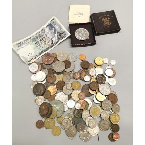 252 - Assorted coins and notes