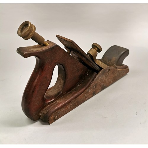 263 - Cast metal woodworking plane.