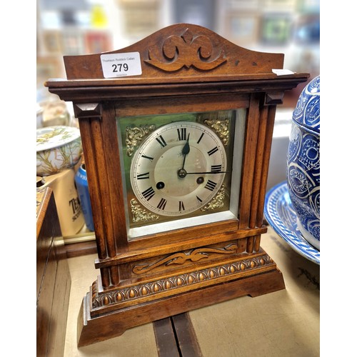 279 - Oak cased mantle clock.