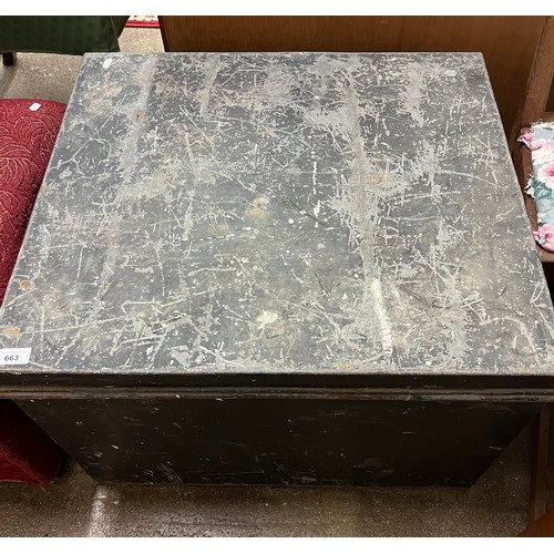 663 - Large metal storage chest