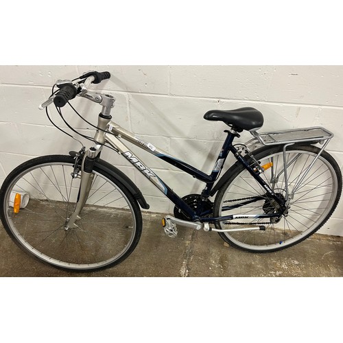 673 - MBK Greenfield bicycle 