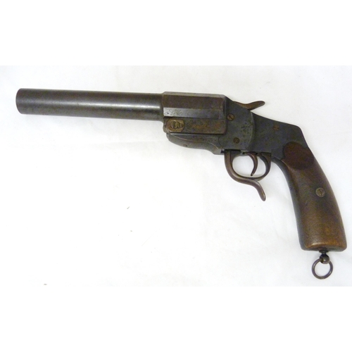 407 - WWI deactivated German flare gun, marked 'GM 8294', walnut stock, overall length approximately 36cm.