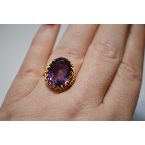 160 - Amethyst dress ring in 9ct gold, size Q, 5.6g gross.