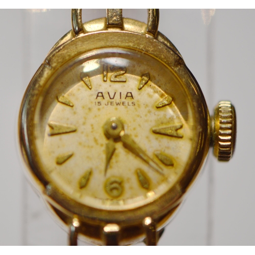 280 - Avia 9ct gold lady's bracelet watch, 10.4g gross.