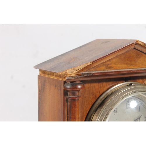 16 - Smiths of Cricklewood Works mantel clock in mahogany case, 19cm high.