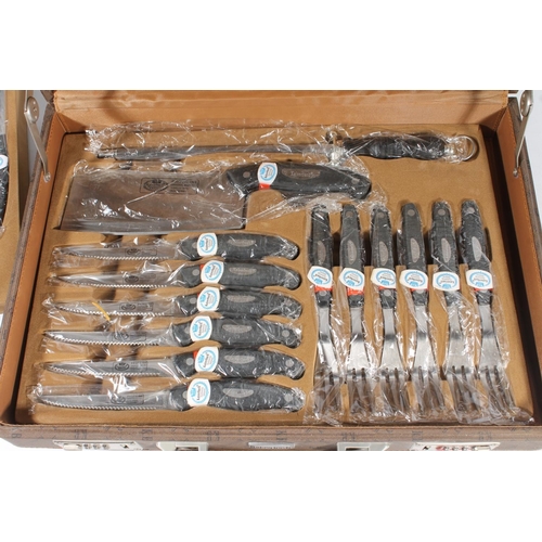 18 - Kaiservach briefcase containing kitchen knives.