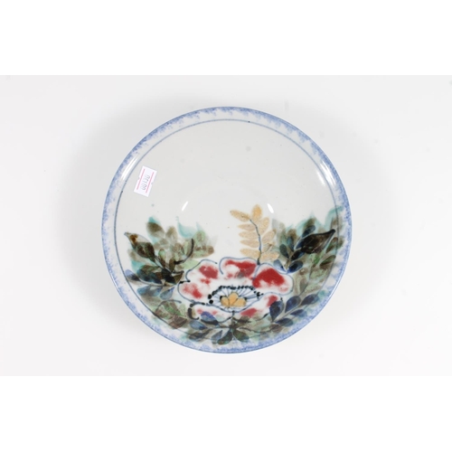 50 - Highland Stoneware saucer dish with painted design, 18cm diameter.