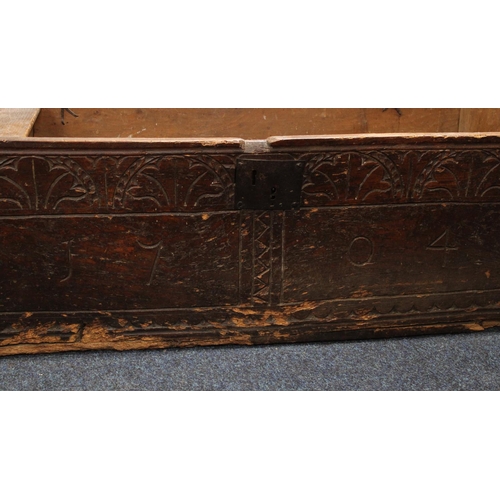 764 - Antique eighteenth century oak coffer, missing lid.