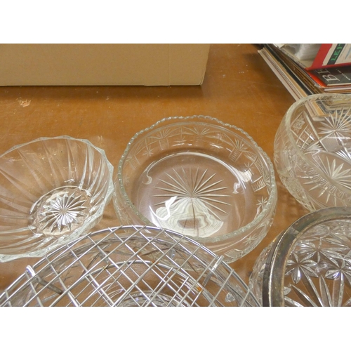 132 - Large collection of cut glass, bowls, rosebowls, vases etc.