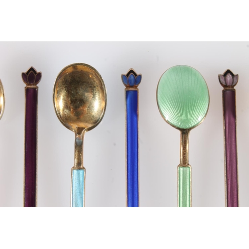 9 - David Andersen Norwegian harlequin set of eight silver gilt and guilloché enamel coffee spoons, mark... 