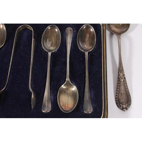 82 - Cased set of six silver rattail teaspoons and matching sugar tongs, hallmarked for 'W&G', Sheffi... 