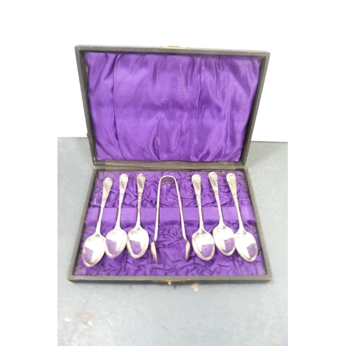 114 - Set of six plated fish knives and forks, set of six EP coffee spoons with bean terminals and a set o... 