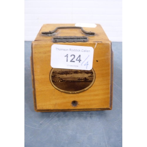 124 - Treen to include a Mauchline ware collector's box, walnut souvenir box, Japanese jewellery box and a... 