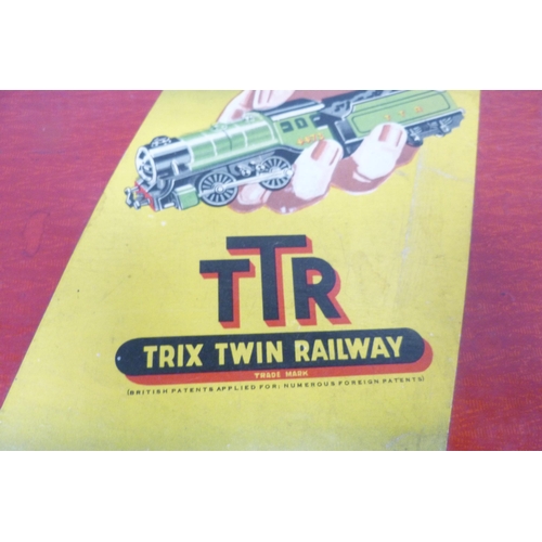 15 - Trix Twin Railway goods train set, 4-324, boxed.