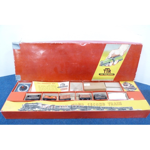 15 - Trix Twin Railway goods train set, 4-324, boxed.