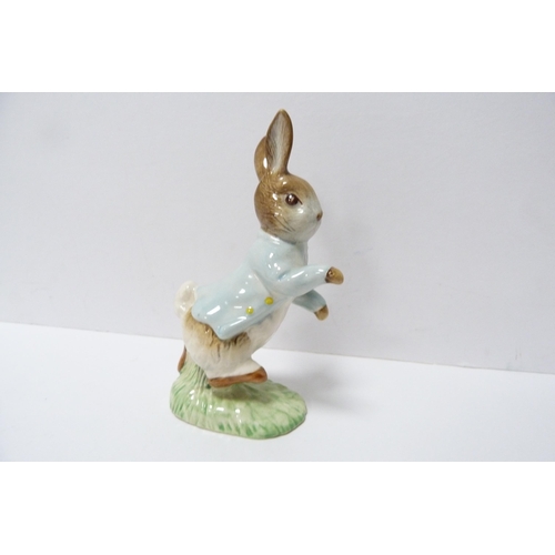 250 - Five Beswick Beatrix Potter figures to include 'Jeremy Fisher', 'Hunca Munca', two 'Peter Rabbit' an... 