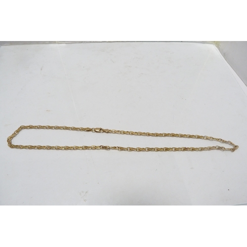 298 - 9ct gold lady's chain, 8g.