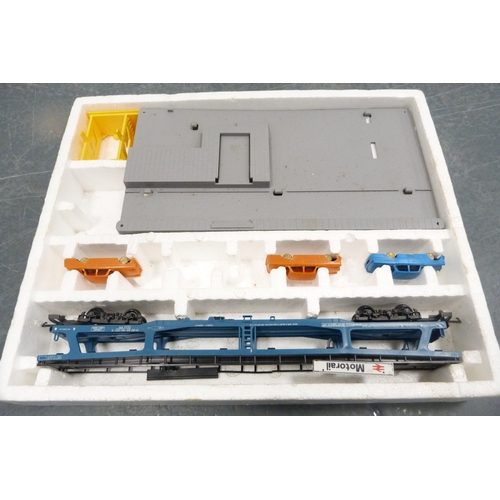 30 - Carton containing boxed Lima coaches to include 5329, 9053, loose BR examples, Tri-ang and Hornby 00... 