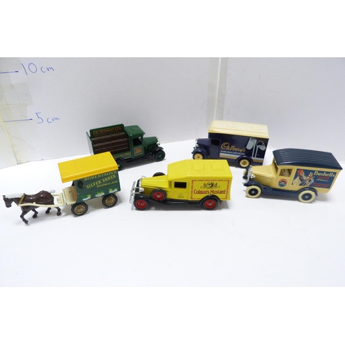 316 - Group of Days Gone By diecast model vans and vehicles.