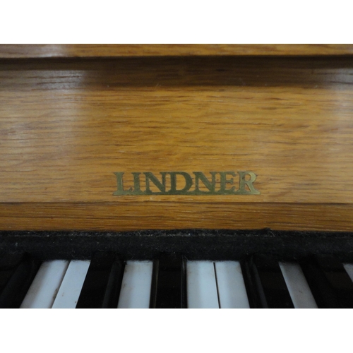 333 - Lindner cottage-style piano.