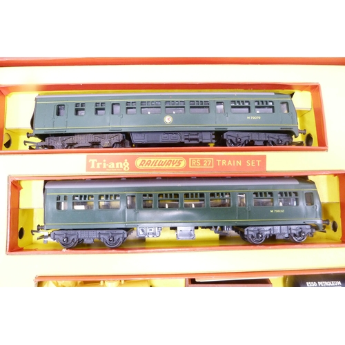 35 - Tri-ang 00 gauge Electric Model Railway, RS.27, in original box.