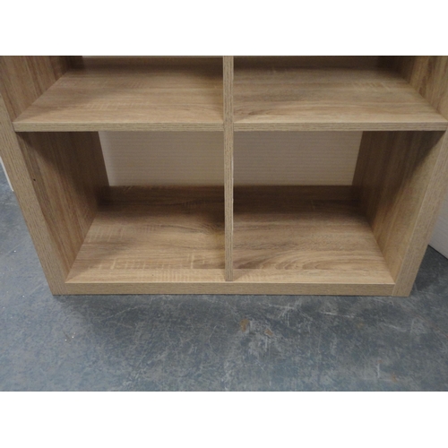 371 - Contemporary open display unit.