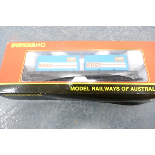 39 - Tri-ang 0 gauge electric part train set, boxed Tri-ang 00 gauge R.60 ticket office, Powerline P627 c... 