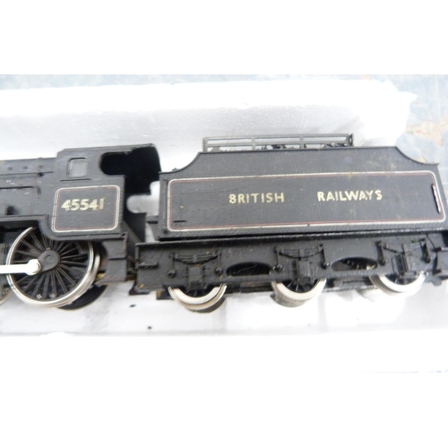 48 - Hornby wagons, 92158 locomotive with tender, 45541 locomotive with tender, boxed R.311 LMS Patriot c... 