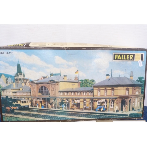 5 - Faller model railway station, B-113, boxed.