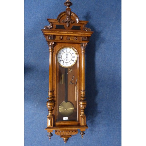 386 - Early 20th century Vienna wall clock with single brass weight.