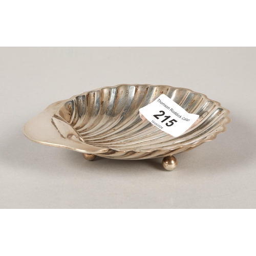 215 - Silver shell dish, Birmingham 1908, 38.9g