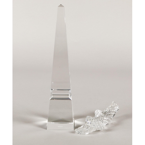 239 - Baccarat crystal knot paperweight and obelisk