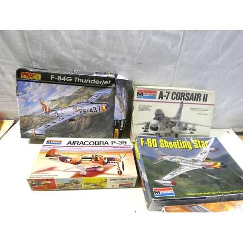 325 - Collection of model aeroplane kits a/f.