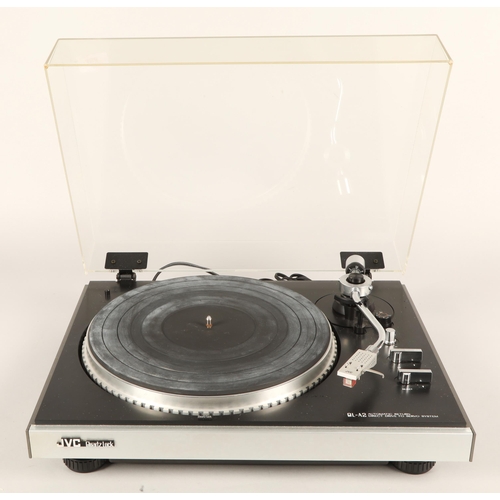 488 - JVC quartz lock record player.