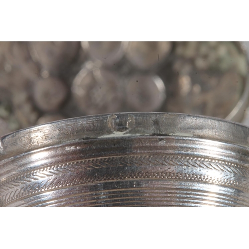 121 - Continental novelty silver box in the form of a pail or basket of fruit, 3.2cm tall, 14.8g.