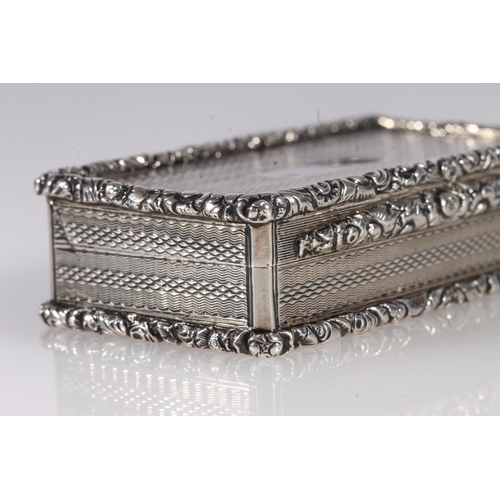 55 - Antique William IV silver snuff box of rectangular shape, the body with engine turned design all ove... 